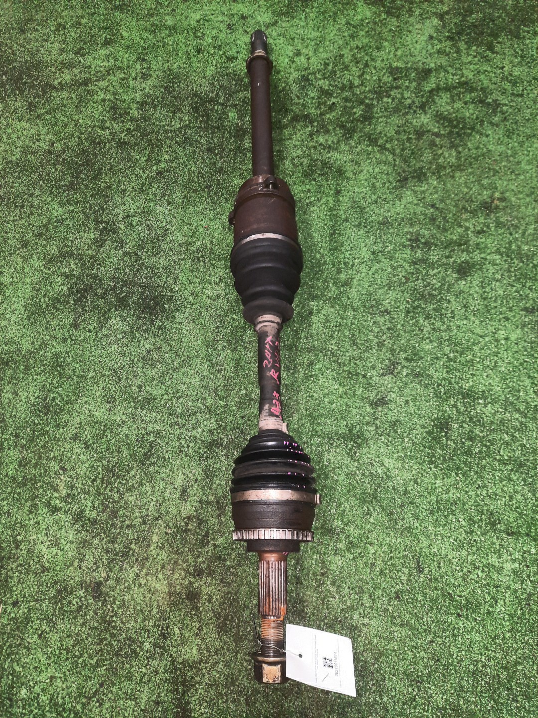 Привод правый передний NISSAN CEFIRO A33 VQ20DE, VQ25DD 1 ракурс