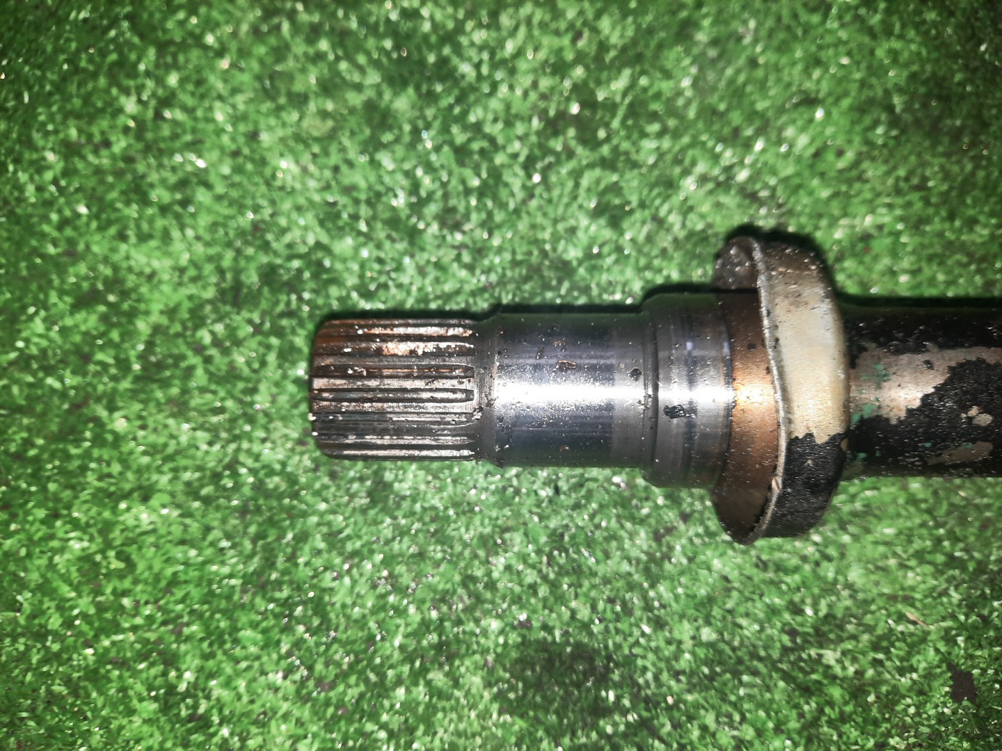 Привод правый передний TOYOTA CELICA, COROLLA, COROLLA FIELDER, ALLEX, COROLLA RUNX, WILL VS ZZT231, ZZE123, ZZE128 2ZZ-GE 3 ракурс