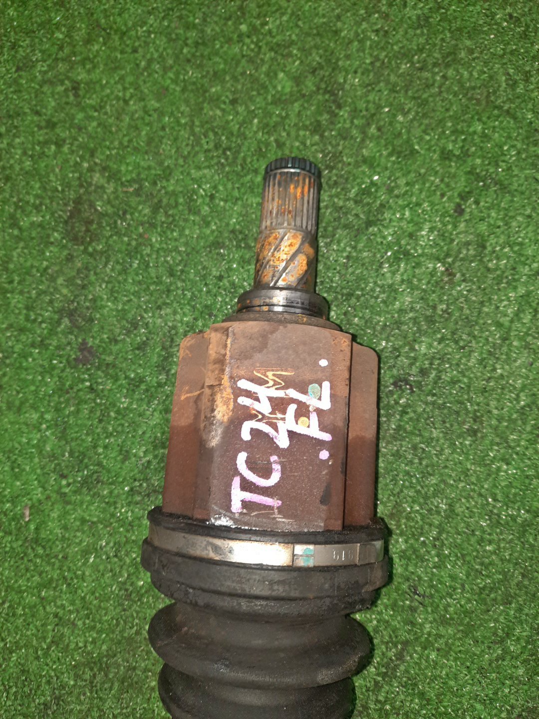 Привод левый передний NISSAN AVENIR, LIBERTY, PRIMERA, SERENA W11, RW11, RM12, HP12, TNC24, TC24, RC24 QR20DE, SR20VE, QR25DE 3 ракурс