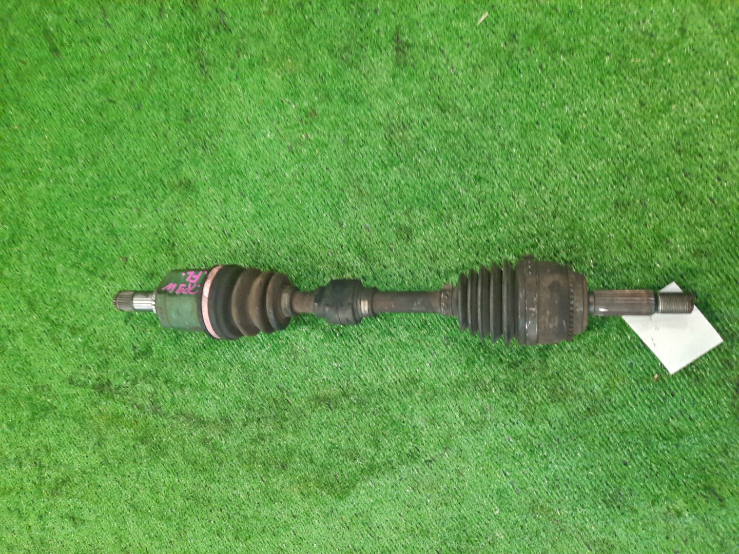 Привод левый передний MITSUBISHI DION, LANCER CR9W, CS6A 4G63, 4G94 1 ракурс