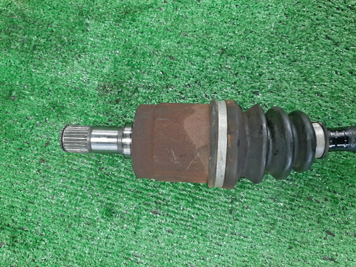 Привод правый передний HONDA AIRWAVE GJ1 L15A 3 ракурс