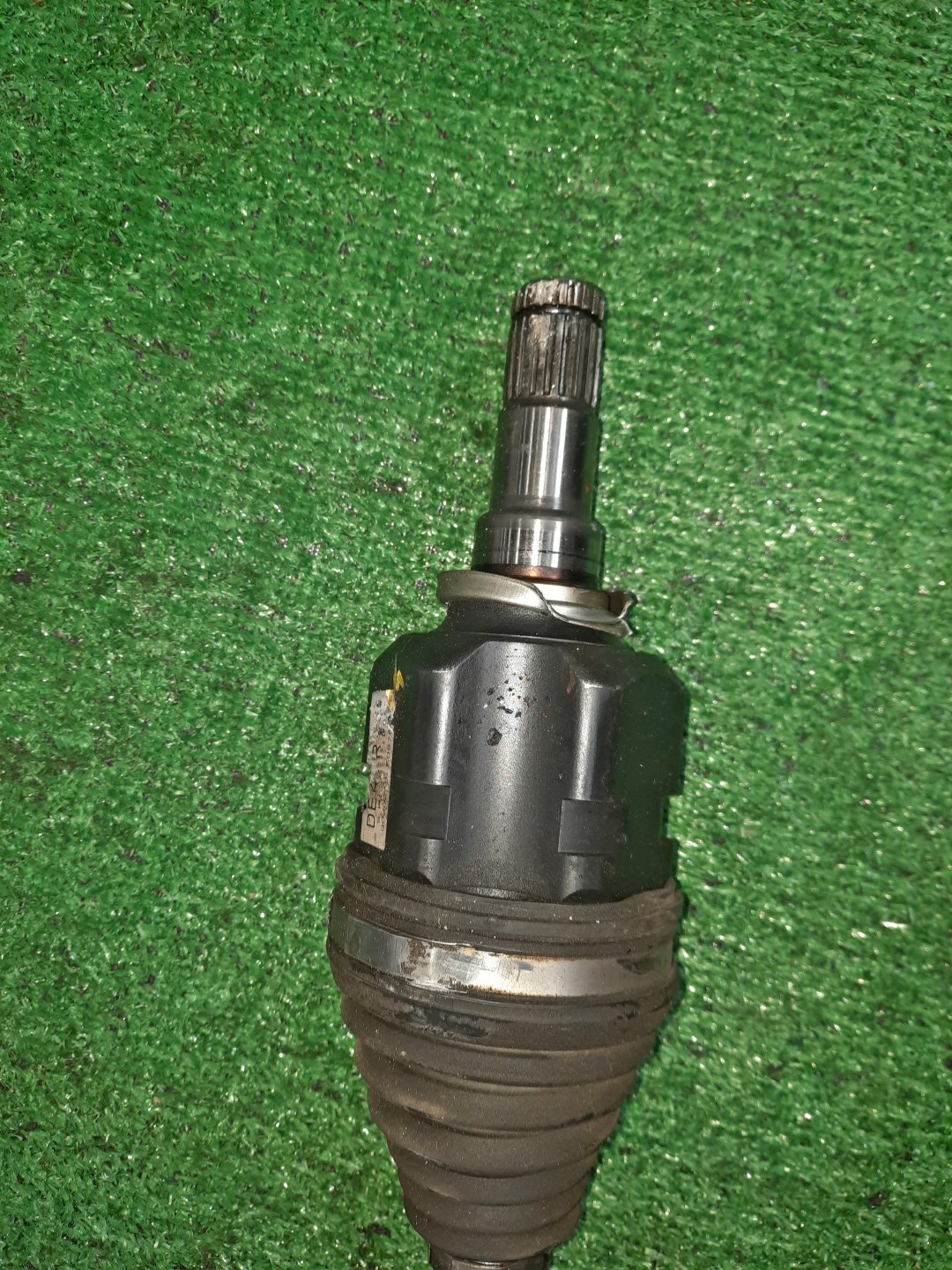 Привод правый передний TOYOTA PREMIO, ISIS, WISH, ALLION, COROLLA FIELDER, COROLLA  AXIO ZRT260, ZGM10, ZGM10W, ZGM10G, ZGE20W, ZGE20G, ZRE142G, ZRE142 2ZR-FAE, 2ZR-FE 3 ракурс