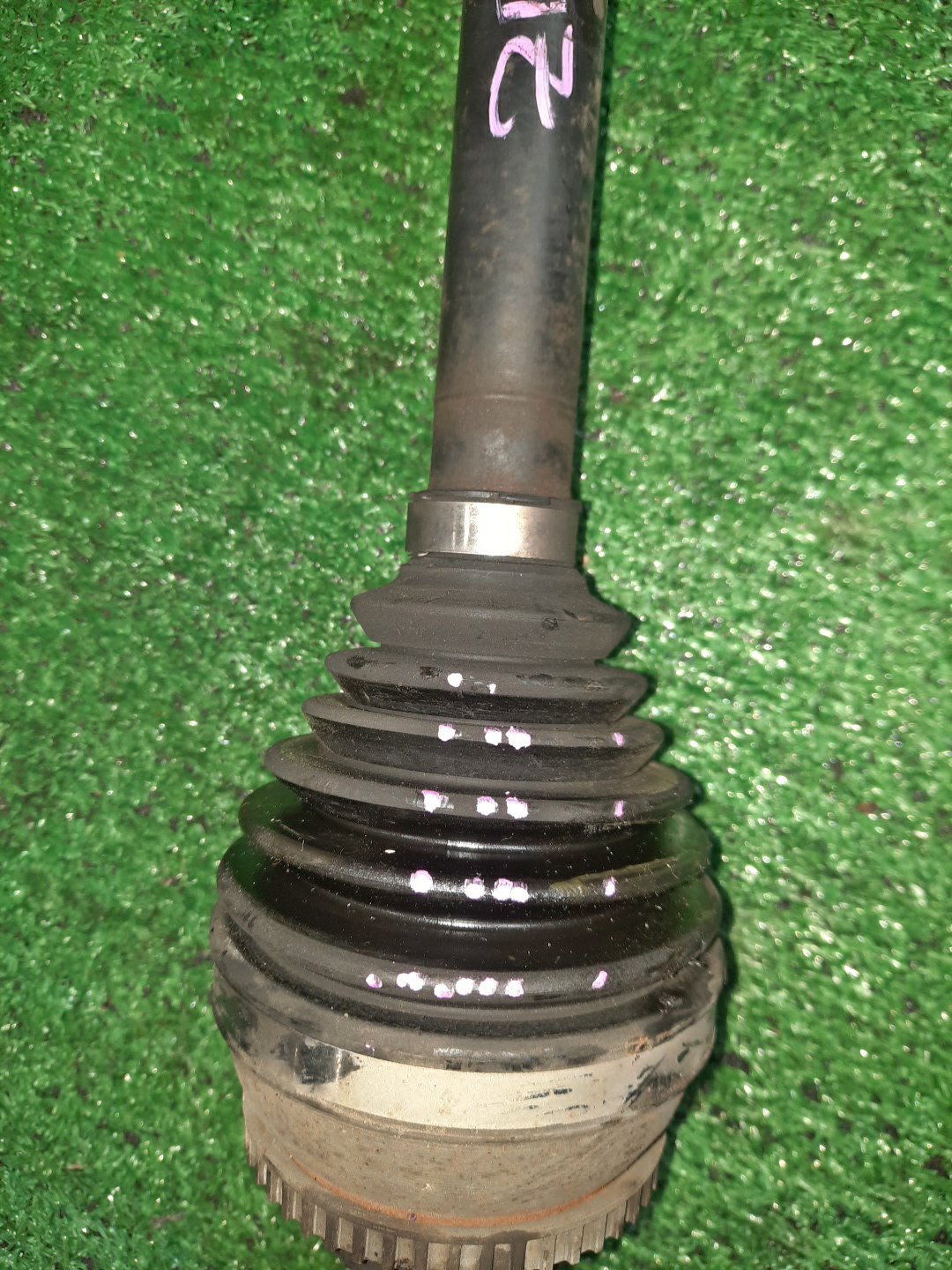 Привод правый передний TOYOTA PREMIO, ISIS, WISH, ALLION, COROLLA FIELDER, COROLLA  AXIO ZRT260, ZGM10, ZGM10W, ZGM10G, ZGE20W, ZGE20G, ZRE142G, ZRE142 2ZR-FAE, 2ZR-FE 4 ракурс