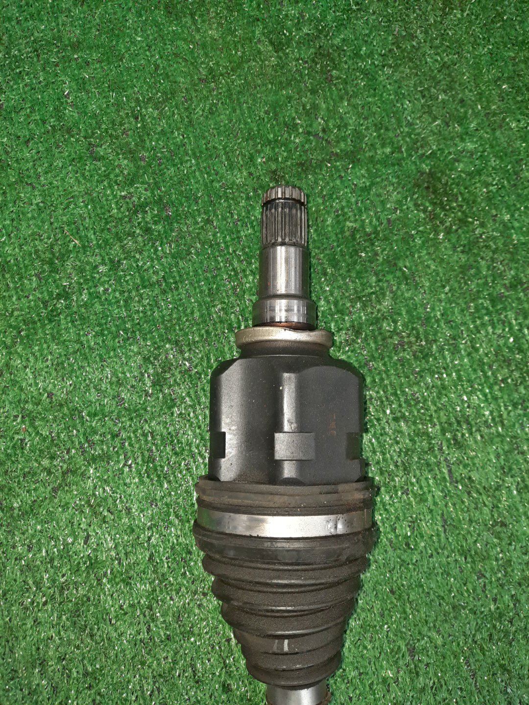 Привод правый передний TOYOTA PREMIO, ISIS, WISH, ALLION, COROLLA FIELDER, COROLLA  AXIO ZRT260, ZGM10, ZGM10W, ZGM10G, ZGE20W, ZGE20G, ZRE142G, ZRE142 2ZR-FAE, 2ZR-FE 3 ракурс