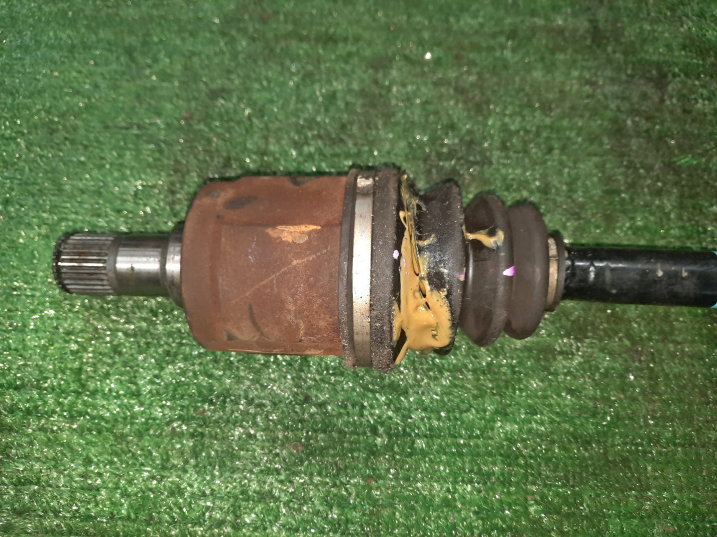 Привод левый передний HONDA AVANCIER, INSPIRE, ODYSSEY, SABER TA3, TA4, UA4, UA5, RA8, RA9 J30A, J25A, J32A 3 ракурс