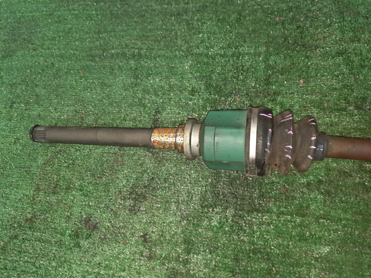 Привод правый передний MITSUBISHI CHARIOT GRANDIS, GRANDIS NA4W 4G69 3 ракурс