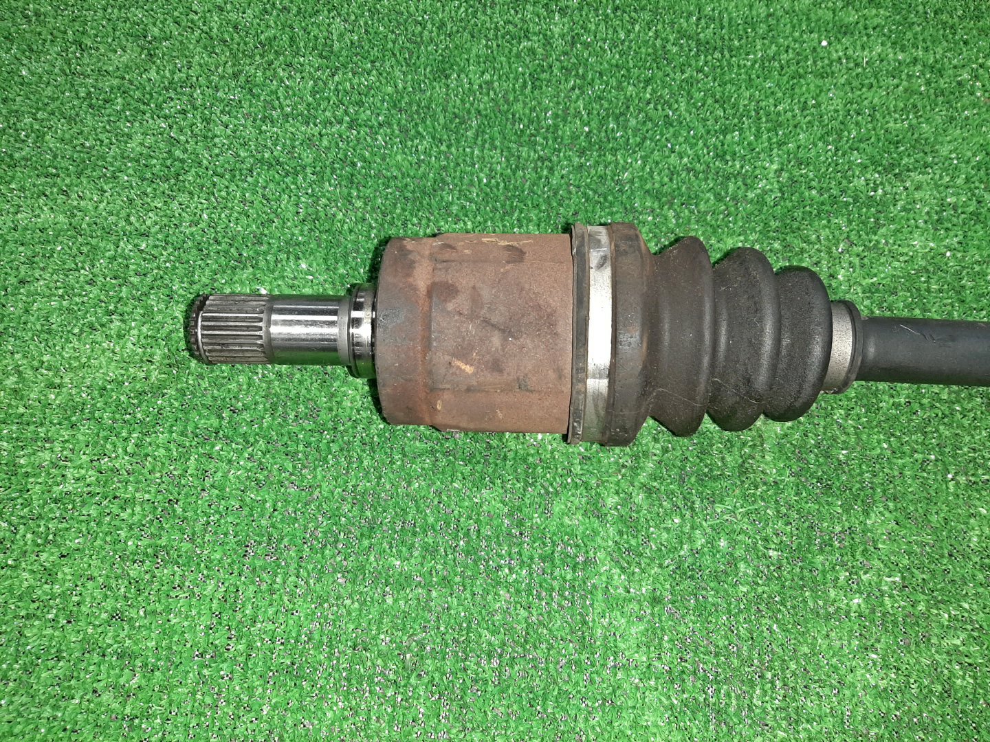 Привод правый передний HONDA AIRWAVE GJ1 L15A 3 ракурс