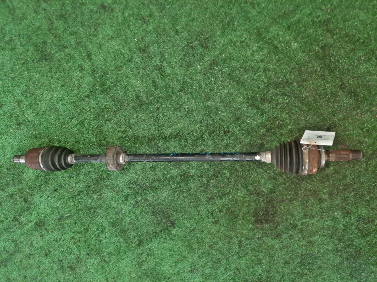 Привод правый передний HONDA FIT ARIA, FIT GD6, GD8, GD3, GD1 L13A, L15A 1 ракурс
