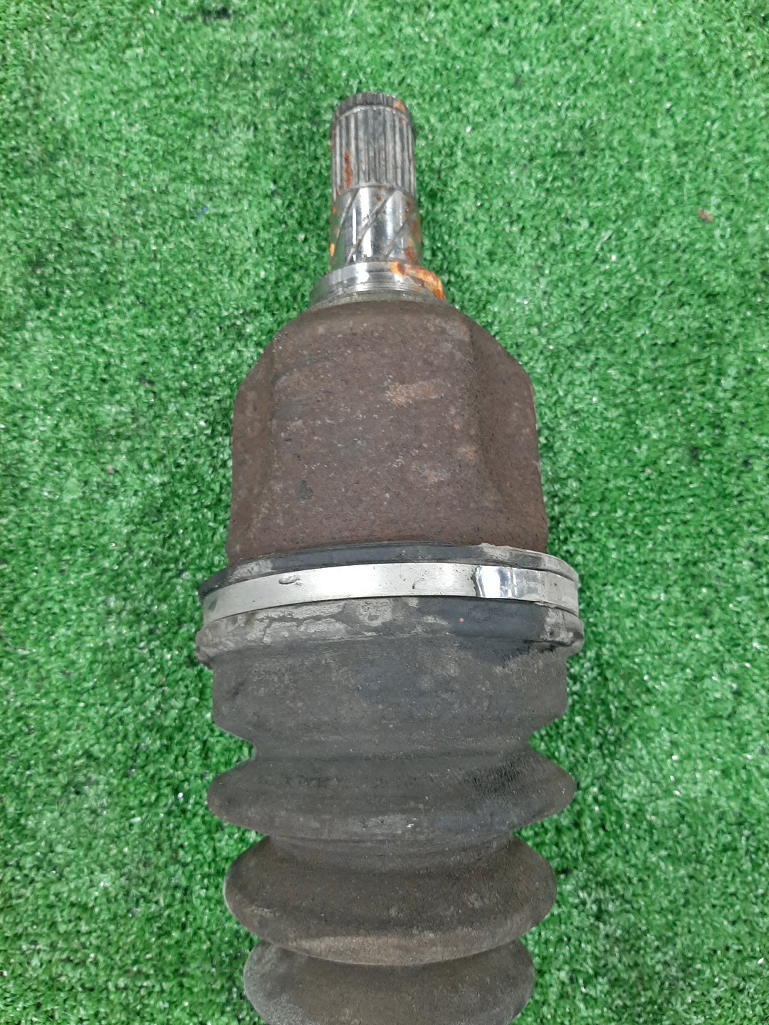 Привод левый передний NISSAN BLUEBIRD, PRIMERA QU14, QP11, WQP11 QG18DE, QG18DD 2 ракурс
