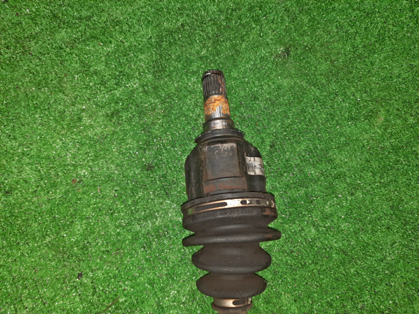Привод правый передний TOYOTA COROLLA, PREMIO, COROLLA SPACIO, ALLION, COROLLA FIELDER, ALLEX, COROLLA RUNX, WILL VS, COROLLA  AXIO NZE121, NZE120, NZE141, NZT240, NZT260, NZE121N, NZE121G, NZE141G, NZE127 1NZ-FE, 2NZ-FE 3 ракурс