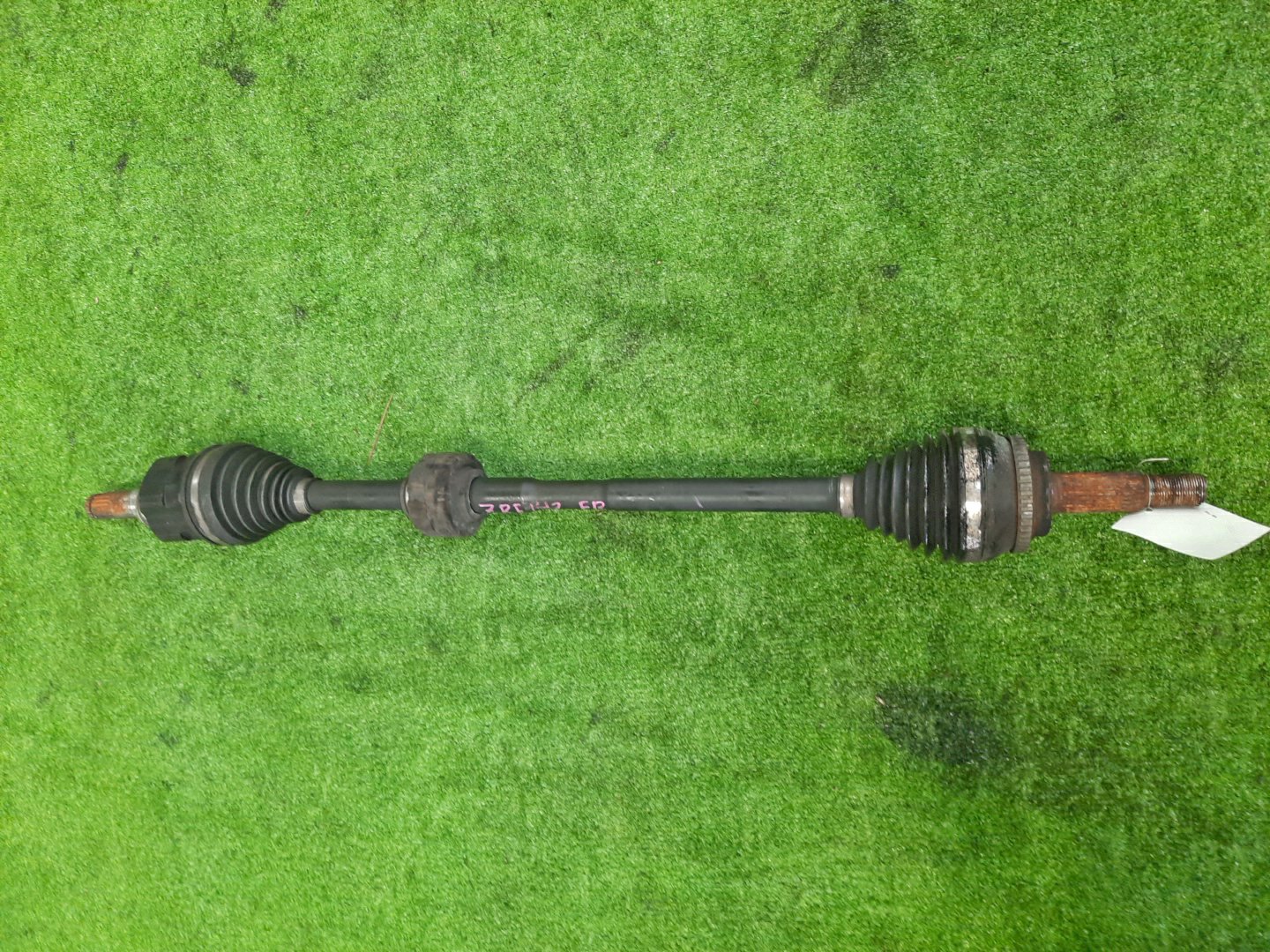 Привод правый передний TOYOTA PREMIO, ISIS, WISH, ALLION, COROLLA FIELDER, COROLLA  AXIO ZRT260, ZGM10, ZGM10W, ZGM10G, ZGE20W, ZGE20G, ZRE142G, ZRE142 2ZR-FAE, 2ZR-FE 1 ракурс