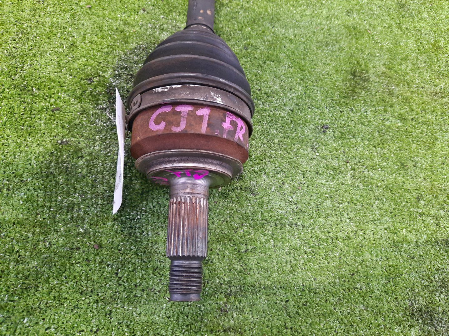 Привод правый передний HONDA AIRWAVE GJ1 L15A 2 ракурс