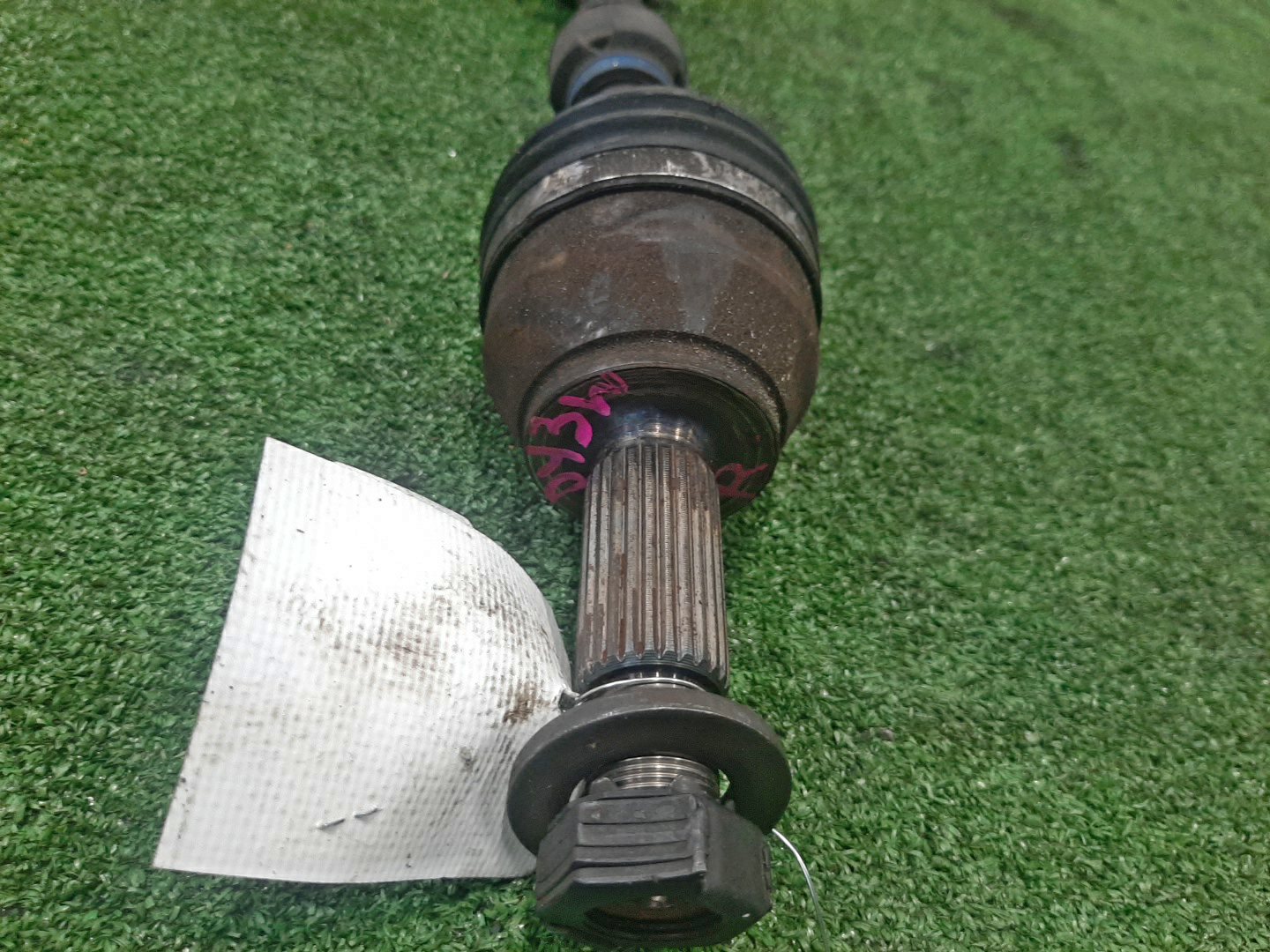 Привод правый передний MAZDA DEMIO, VERISA DY3W, DY5W, DY3R, DC5R, DC5W ZJ-VE, ZY-VE 2 ракурс Привод правый передний MAZDA DEMIO, VERISA DY3W, DY5W, DY3R, DC5R, DC5W ZJ-VE, ZY-VE 2 ракурс