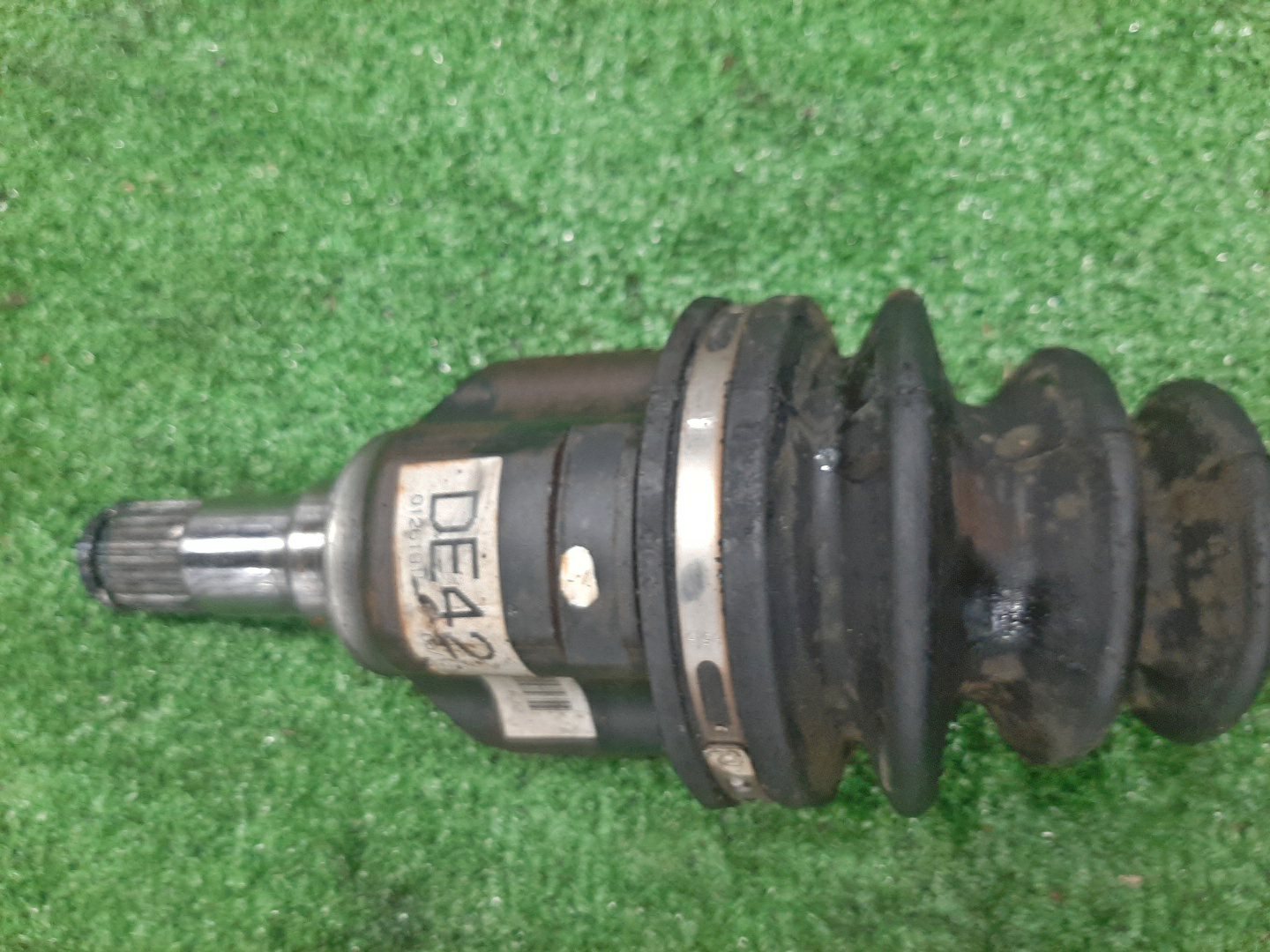 Привод правый передний TOYOTA COROLLA, PREMIO, COROLLA SPACIO, ALLION, COROLLA FIELDER, ALLEX, COROLLA RUNX, WILL VS, COROLLA  AXIO NZE121, NZE120, NZE141, NZT240, NZT260, NZE121N, NZE121G, NZE141G, NZE127 1NZ-FE, 2NZ-FE 3 ракурс