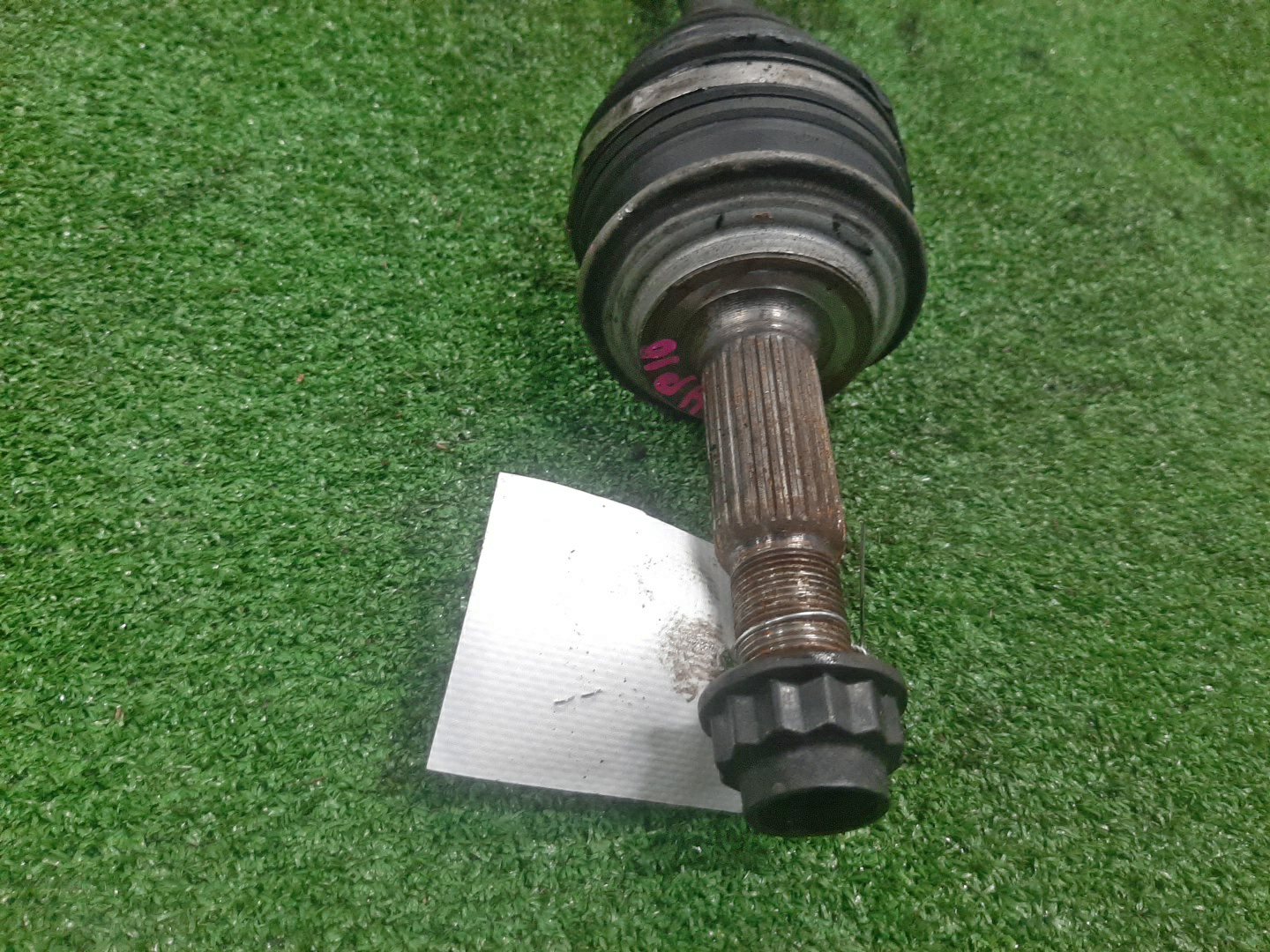Привод левый передний TOYOTA COROLLA FIELDER, AQUA, COROLLA  AXIO NKE165G, NHP10, NKE165 1NZ-FXE 2 ракурс