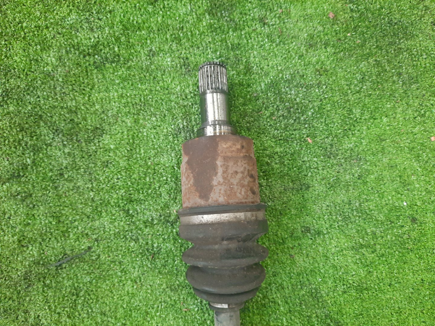 Привод правый передний HONDA FIT ARIA, FIT GD6, GD8, GD3, GD1 L13A, L15A 3 ракурс