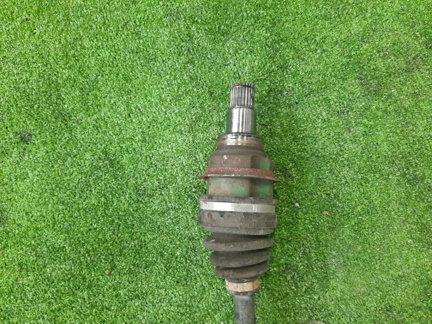 Привод правый передний TOYOTA PASSO, BOON KGC10, M300S 1KR-FE 3 ракурс