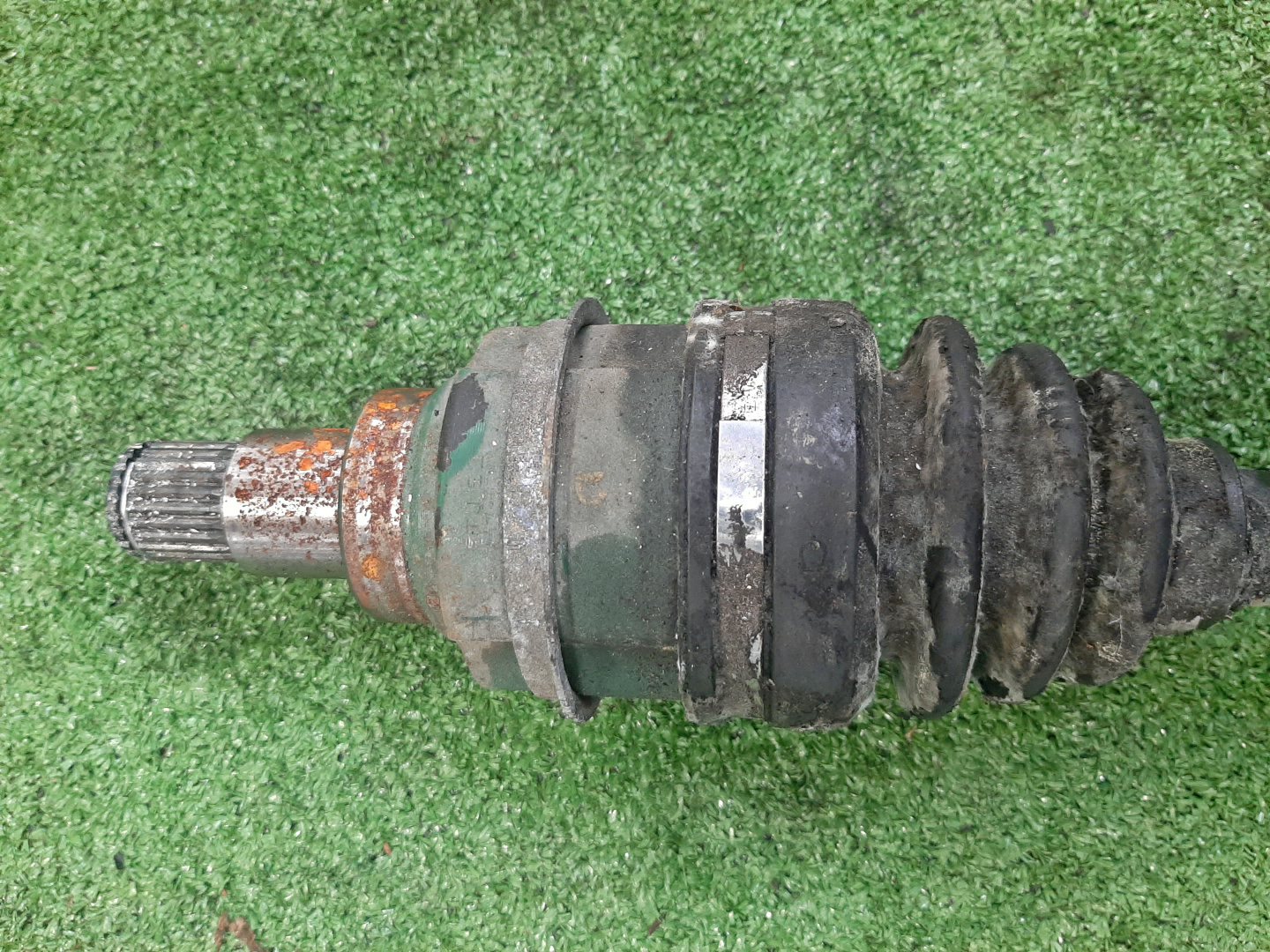 Привод левый передний TOYOTA PASSO, BB, DEX, BOON, COO KGC30, KGC35, QNC20, QNC21, M401F, M600S, M610S, M401S, M402S 1KR-FE, K3-VE, 3SZ-VE 3 ракурс