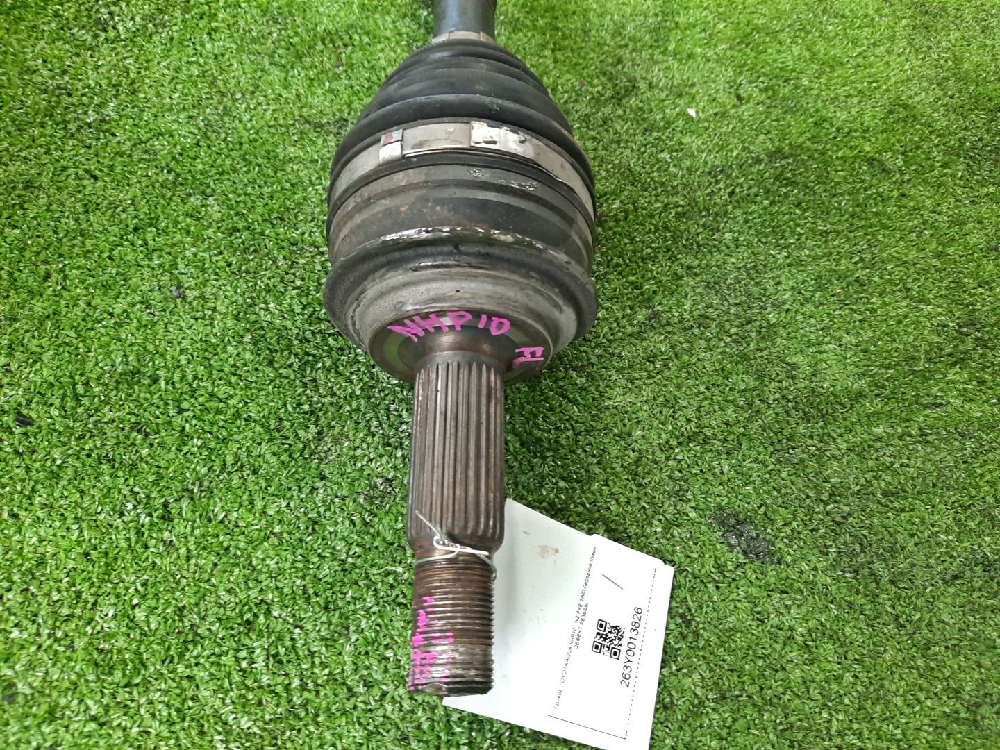 Привод левый передний TOYOTA COROLLA FIELDER, AQUA, COROLLA  AXIO NKE165G, NHP10, NKE165 1NZ-FXE 2 ракурс