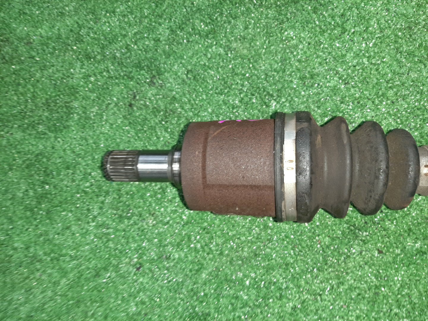 Привод правый передний HONDA AIRWAVE GJ1 L15A 3 ракурс