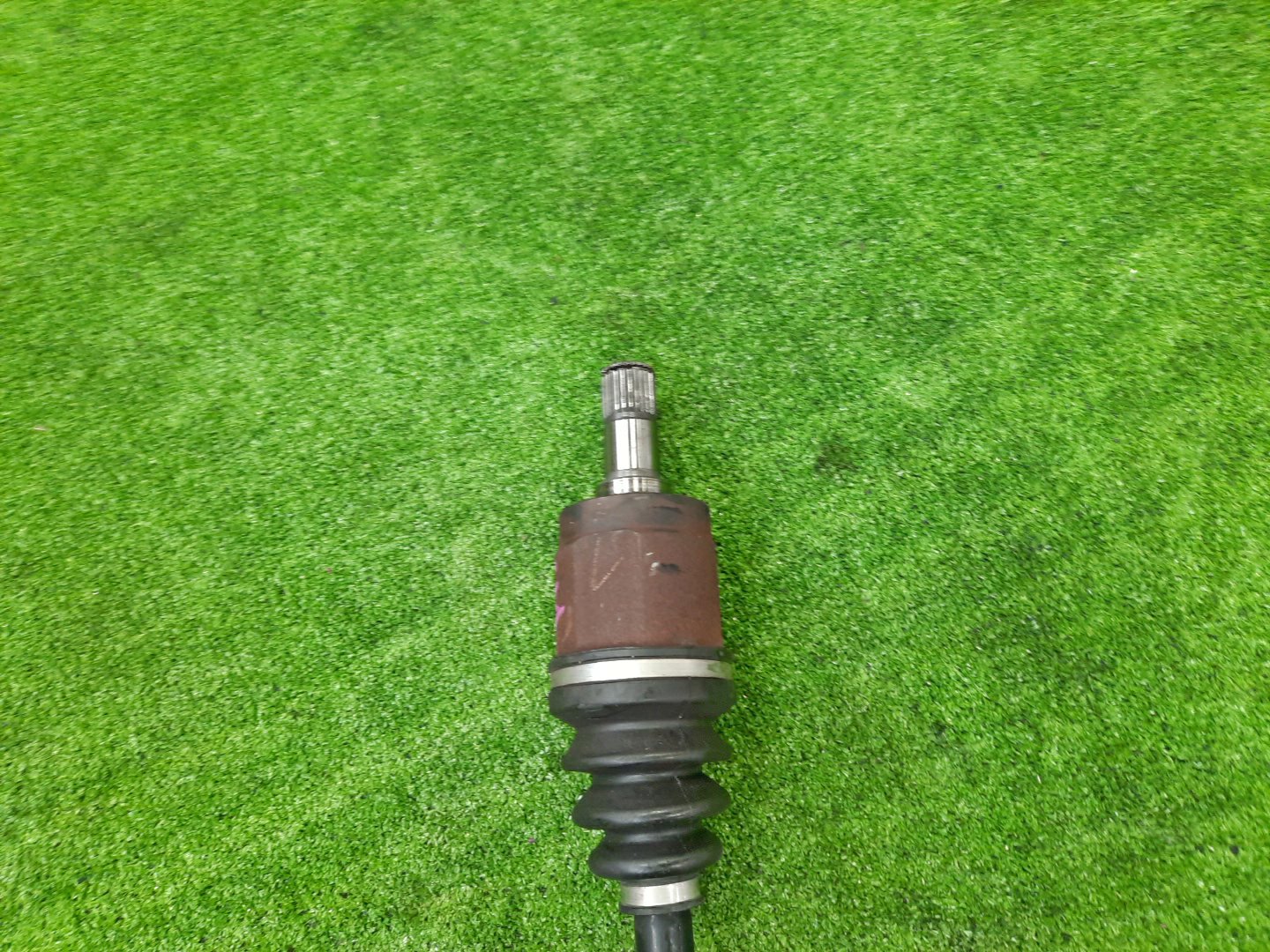 Привод правый передний HONDA AIRWAVE GJ1 L15A 3 ракурс