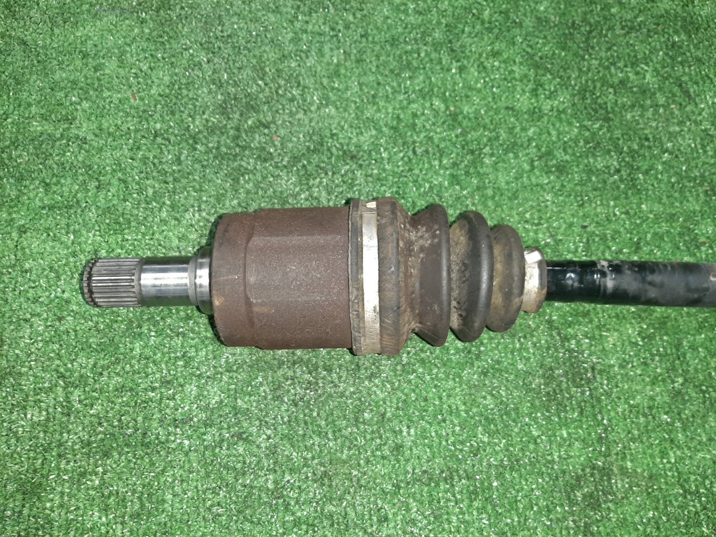 Привод правый передний HONDA AIRWAVE GJ1 L15A 3 ракурс