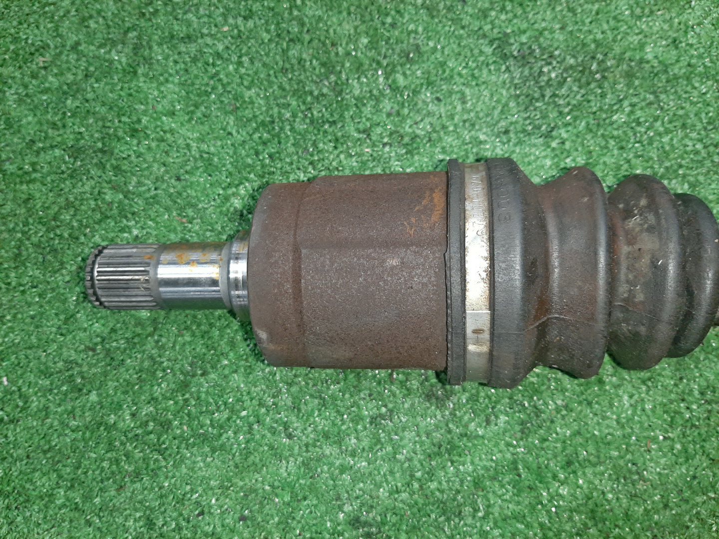 Привод правый передний HONDA AIRWAVE GJ1 L15A 3 ракурс
