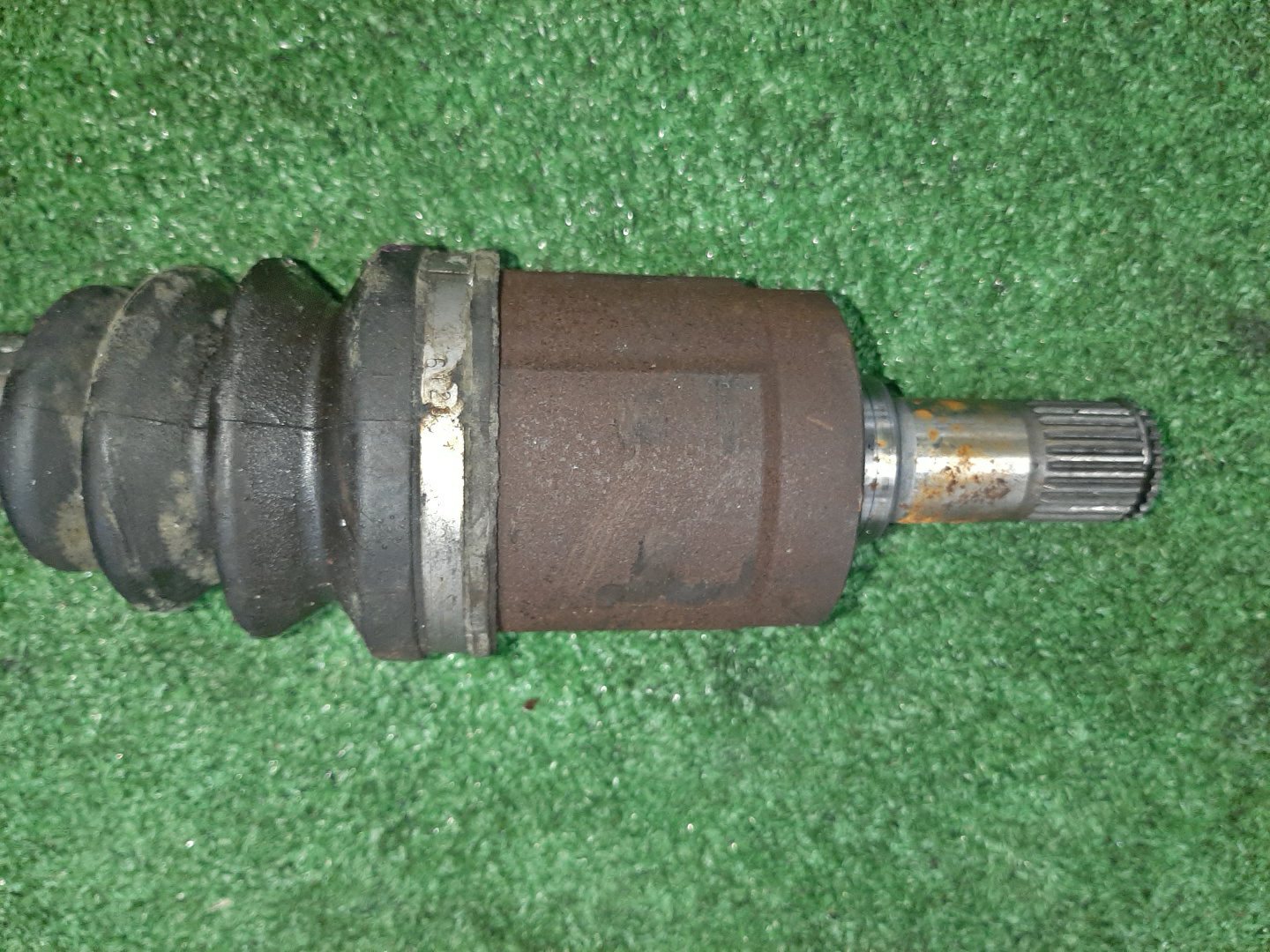 Привод правый передний HONDA AIRWAVE GJ1 L15A 3 ракурс
