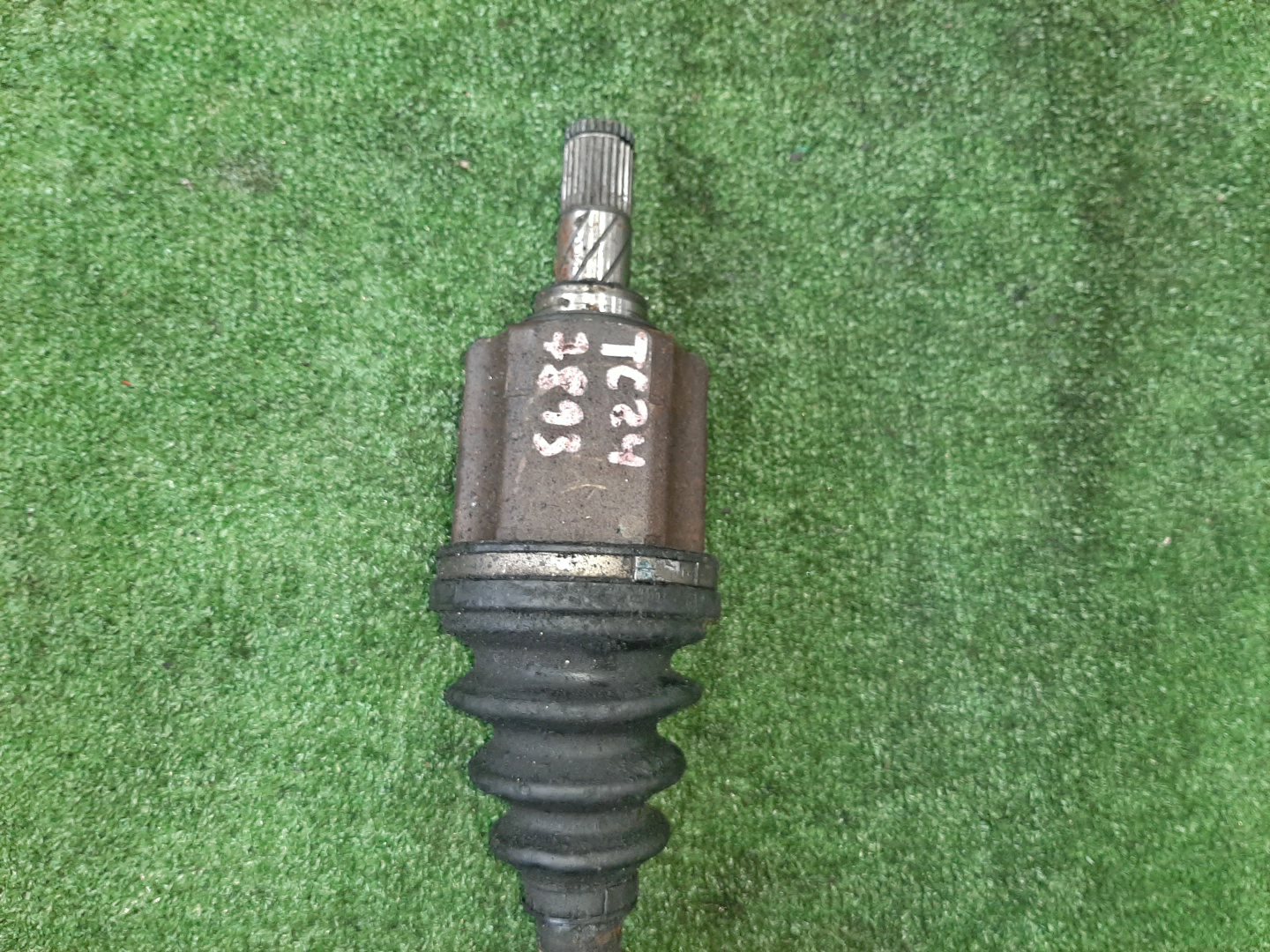 Привод левый передний NISSAN AVENIR, LIBERTY, PRIMERA, SERENA W11, RW11, RM12, HP12, TNC24, TC24, RC24 QR20DE, SR20VE, QR25DE 3 ракурс