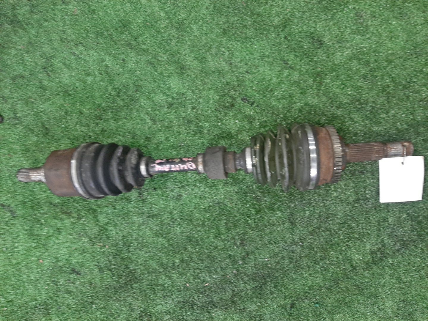 Привод левый передний NISSAN BLUEBIRD, PRIMERA QU14, QP11, WQP11 QG18DE, QG18DD 1 ракурс