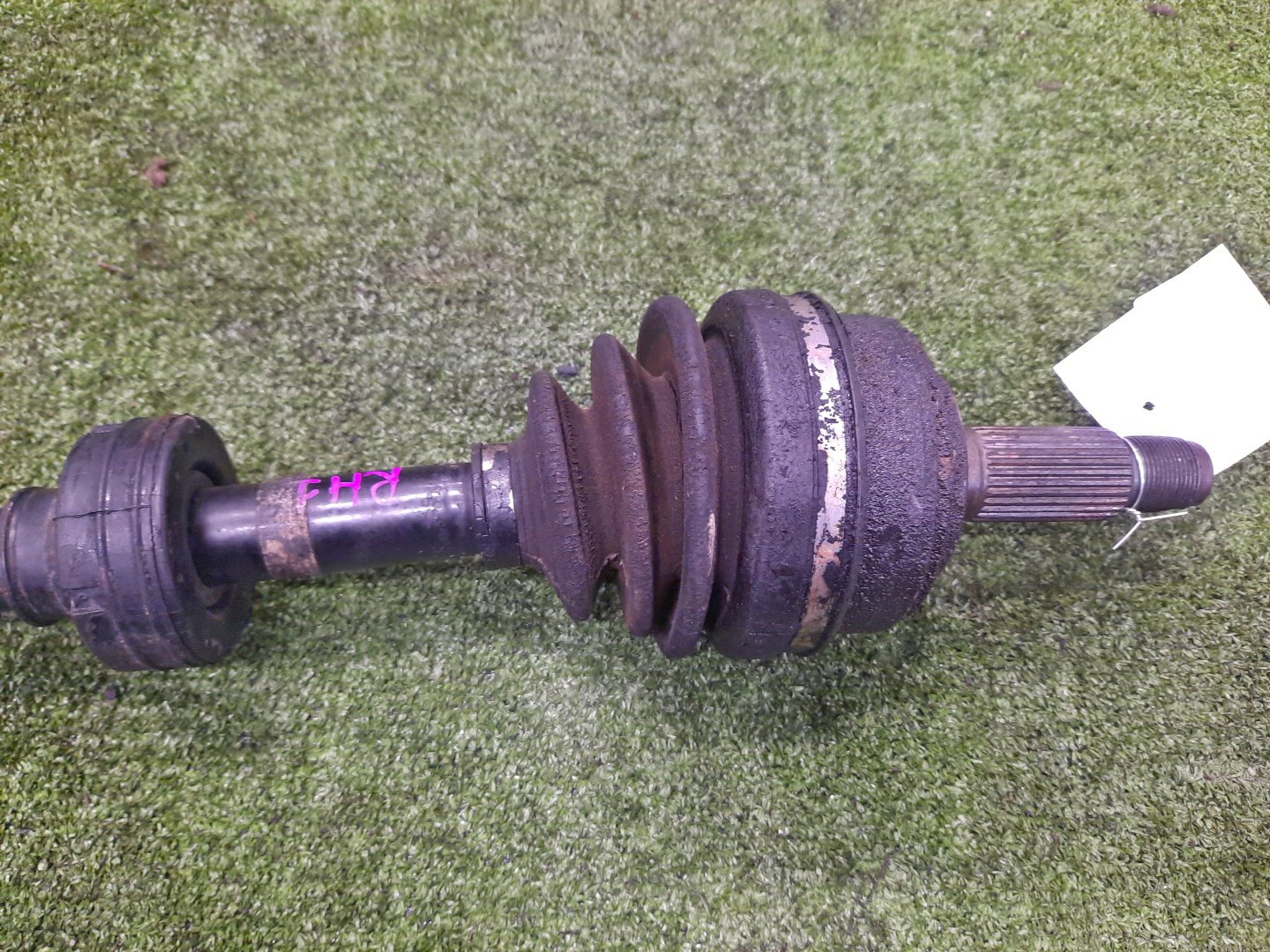 Привод правый передний HONDA S-MX, STEPWGN RH1, RH2, RF1, RF2 B20B 2 ракурс