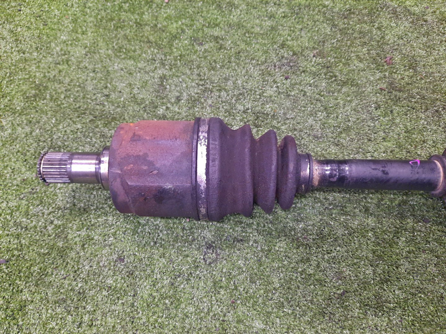 Привод правый передний HONDA S-MX, STEPWGN RH1, RH2, RF1, RF2 B20B 3 ракурс