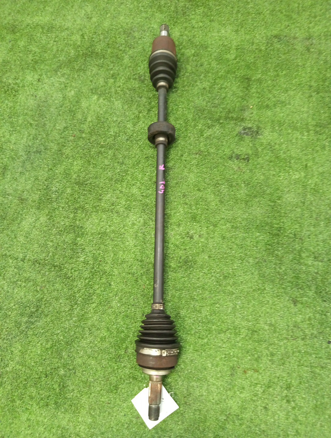 Привод правый передний HONDA FIT ARIA, FIT GD6, GD8, GD3, GD1 L13A, L15A 1 ракурс