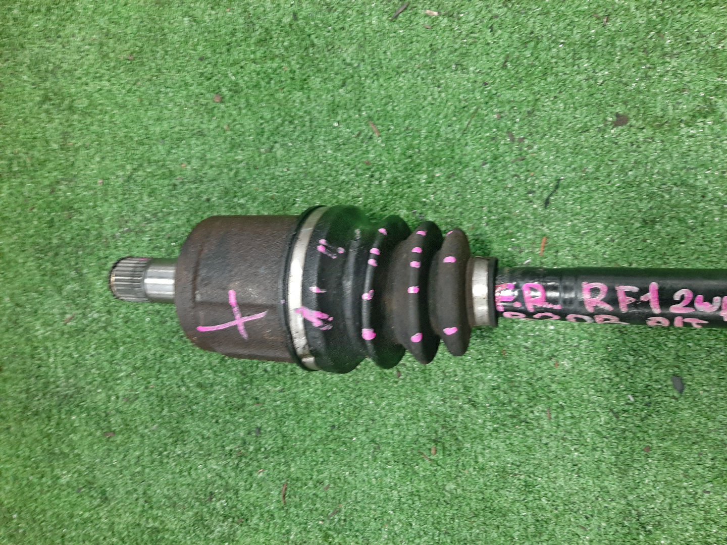 Привод правый передний HONDA S-MX, STEPWGN RH1, RH2, RF1, RF2 B20B 2 ракурс