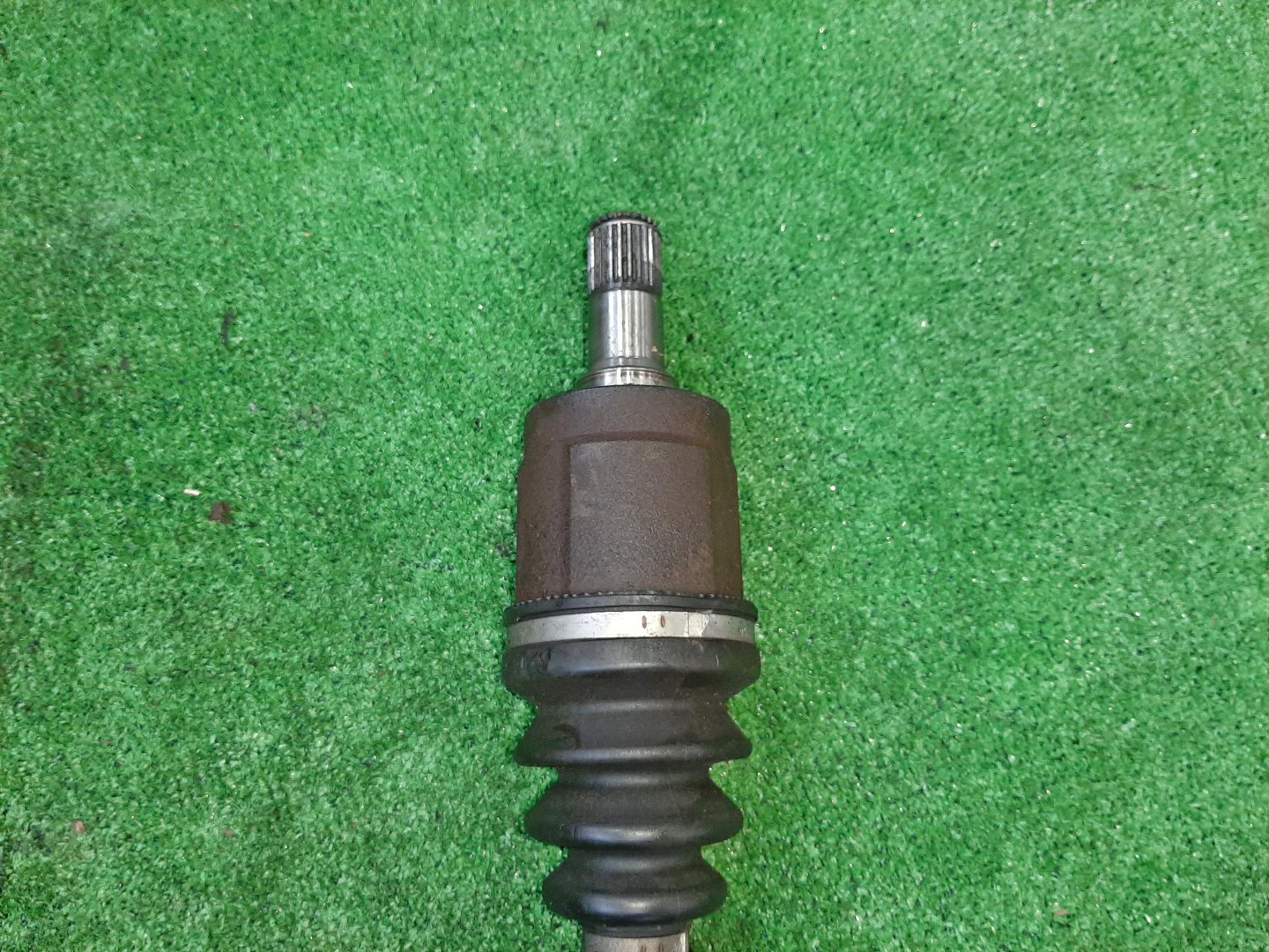 Привод правый передний HONDA AIRWAVE GJ1 L15A 3 ракурс