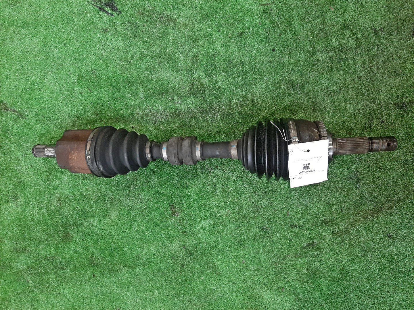 Привод левый передний NISSAN AVENIR, LIBERTY, SERENA W11, RW11, RM12, TC24 QR20DE 1 ракурс