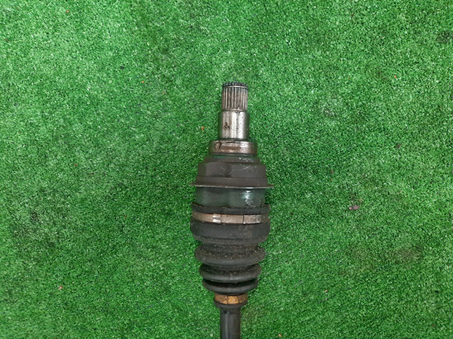 Привод правый передний TOYOTA PASSO, BOON KGC10, M300S 1KR-FE 3 ракурс
