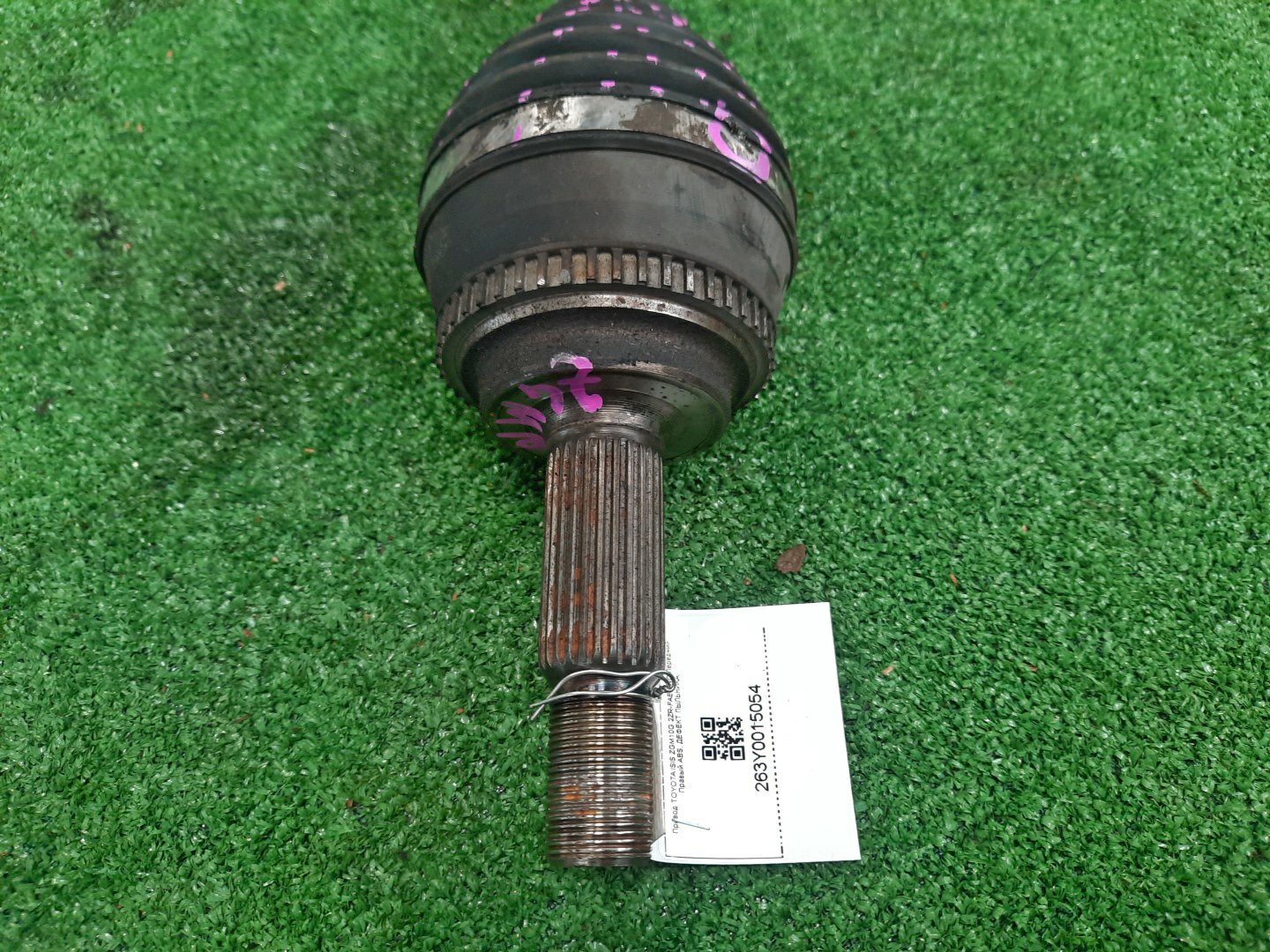 Привод правый передний TOYOTA PREMIO, ISIS, WISH, ALLION, COROLLA FIELDER, COROLLA  AXIO ZRT260, ZGM10, ZGM10W, ZGM10G, ZGE20W, ZGE20G, ZRE142G, ZRE142 2ZR-FAE, 2ZR-FE 2 ракурс