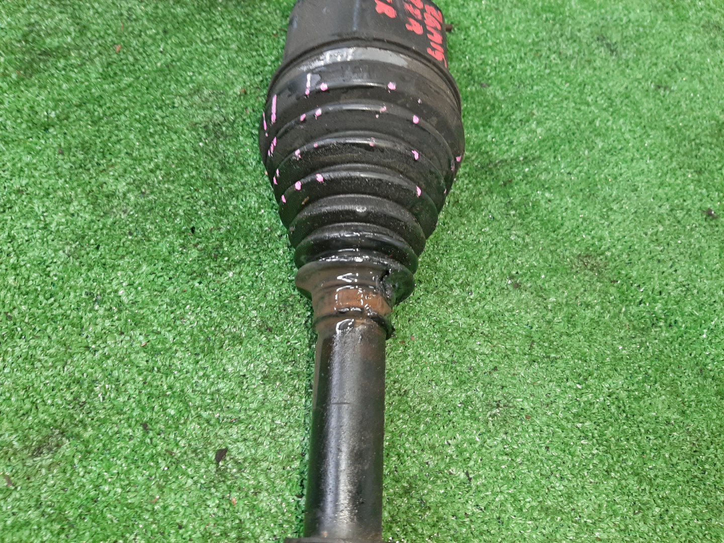 Привод правый передний TOYOTA PREMIO, ISIS, WISH, ALLION, COROLLA FIELDER, COROLLA  AXIO ZRT265, ZGM15G, ZGE25G, ZRE144G, ZRE144 2ZR-FAE, 2ZR-FE 4 ракурс