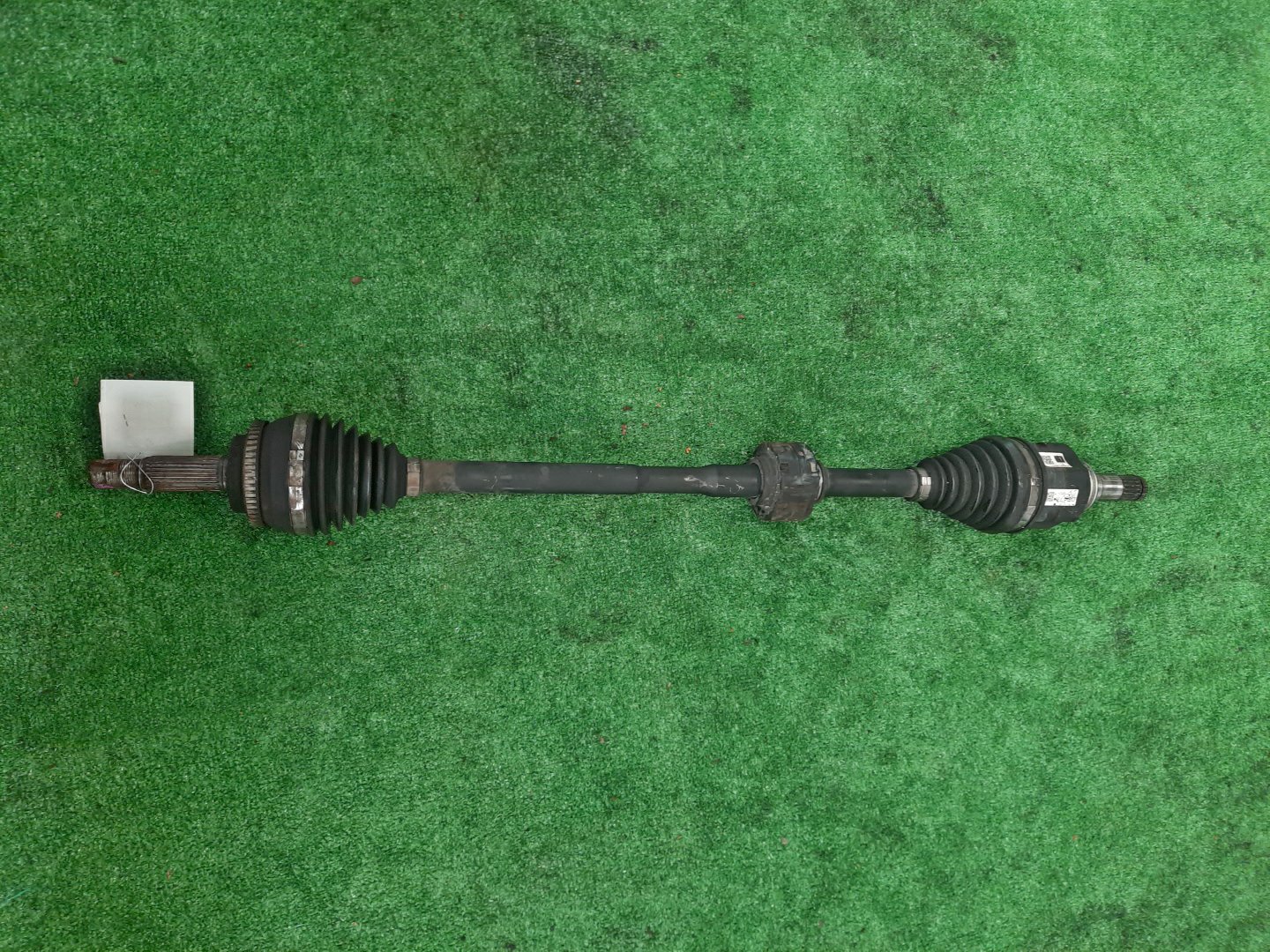Привод правый передний TOYOTA PREMIO, ISIS, WISH, ALLION, COROLLA FIELDER, COROLLA  AXIO ZRT260, ZGM10, ZGM10W, ZGM10G, ZGE20W, ZGE20G, ZRE142G, ZRE142 2ZR-FAE, 2ZR-FE 1 ракурс