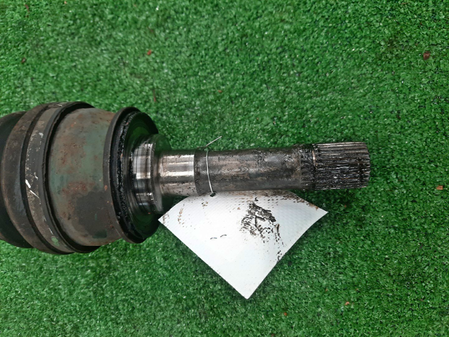 Привод правый передний SUZUKI ESCUDO, GRAND ESCUDO TD62W, TD32W, TA02W, TX92W, TD02W, TA52W, TL52W, TD52W H25A, RF-T, G16A, H27A, J20A 2 ракурс