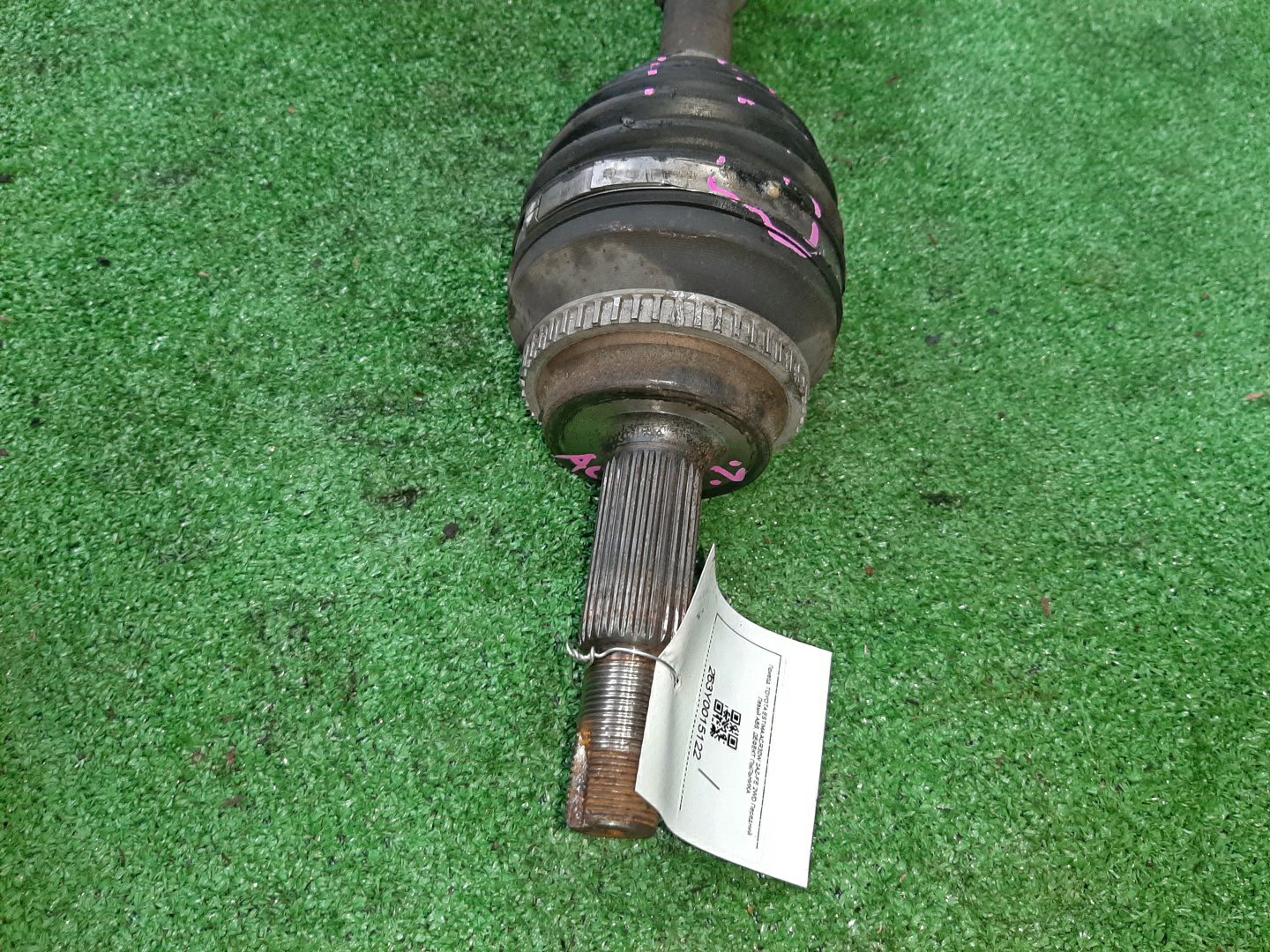 Привод левый передний TOYOTA CAMRY, ESTIMA, ALPHARD, HARRIER, KLUGER V ACV30, ACR30W, AHR10W, ATH10W, ANH10W, ACU30W, ACU20W 2AZ-FE, 2AZ-FXE 2 ракурс Привод левый передний TOYOTA CAMRY, ESTIMA, ALPHARD, HARRIER, KLUGER V ACV30, ACR30W, AHR10W, ATH10W, ANH10W, ACU30W, ACU20W 2AZ-FE, 2AZ-FXE 2 ракурс