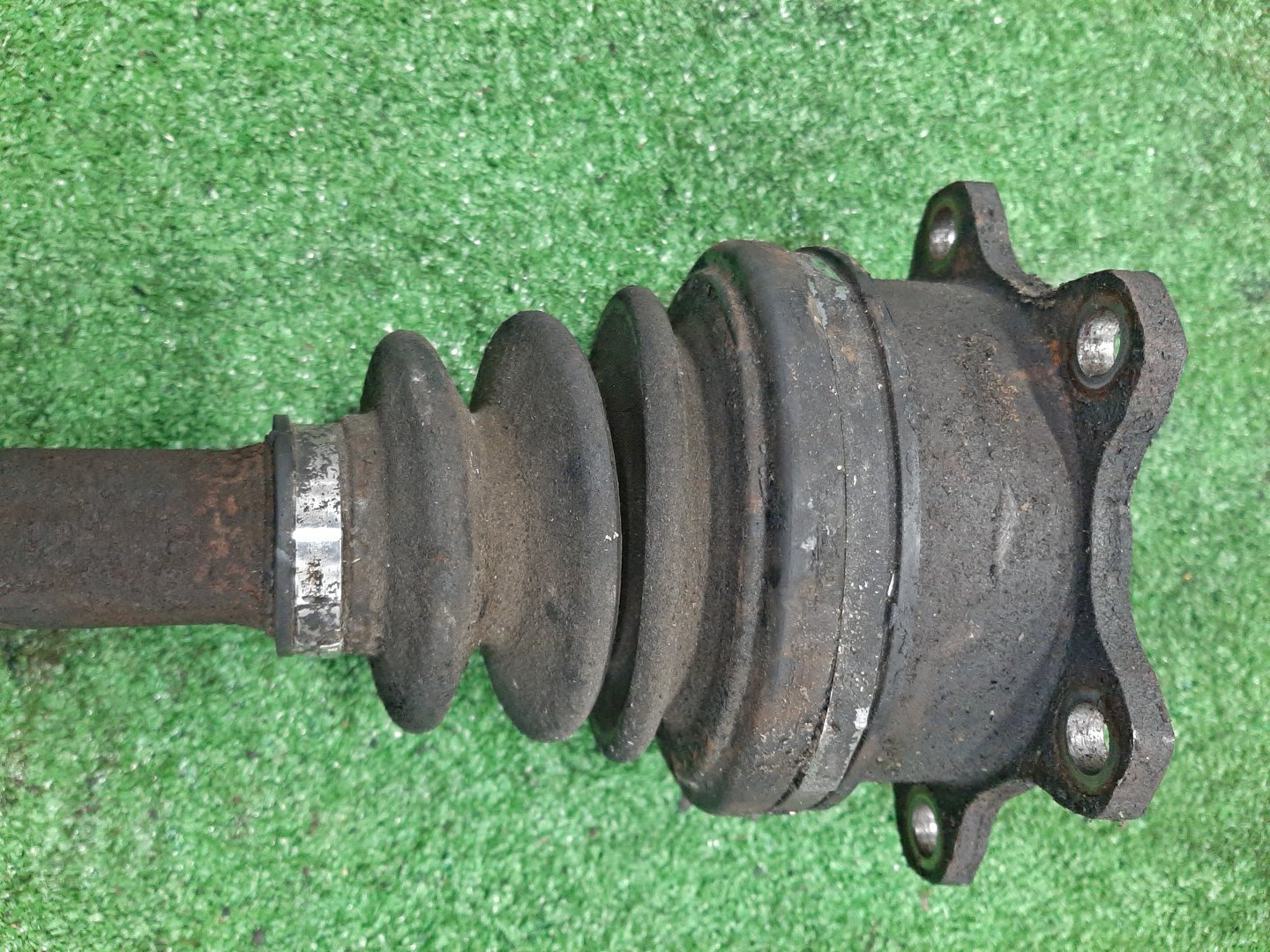 Привод правый задний TOYOTA CROWN JZS131, JZS141, JZS143, JZS145, GS131, MS135, MS137, JZS133, UZS131, JZS135 1JZ-GE, 2JZ-GE, 1G-GZE, 7M-GE, 1UZ-FE 3 ракурс