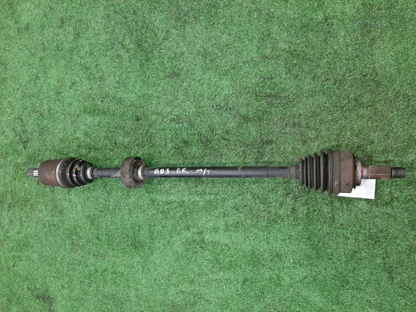 Привод правый передний HONDA FIT ARIA, FIT GD6, GD8, GD3, GD1 L13A, L15A 1 ракурс