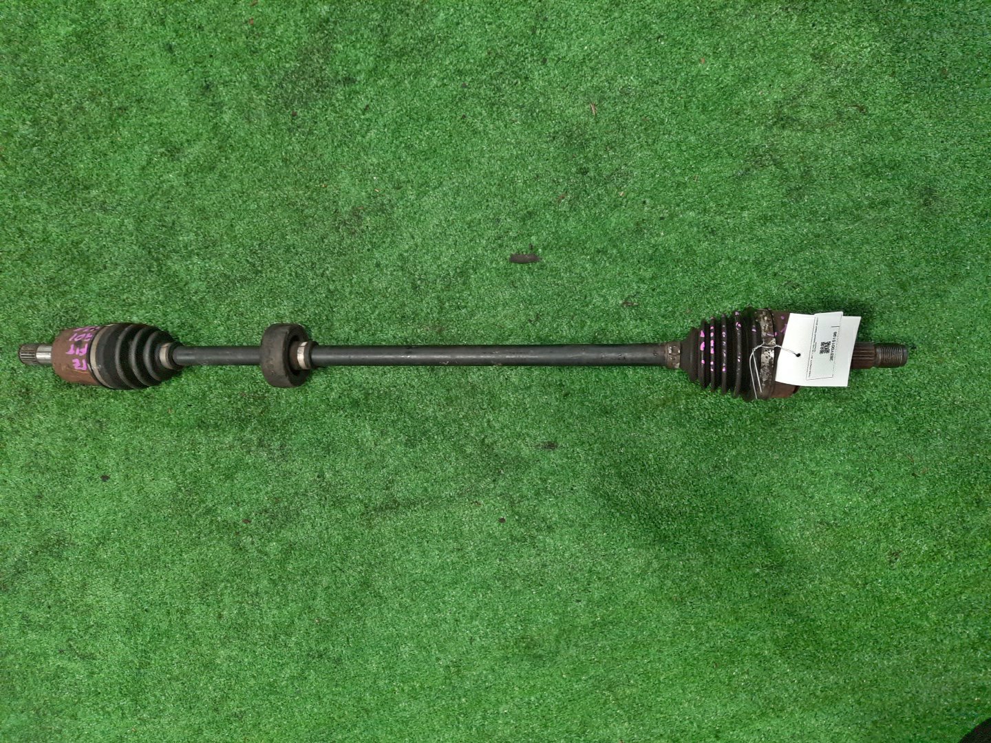 Привод правый передний HONDA FIT ARIA, FIT GD6, GD8, GD3, GD1 L13A, L15A 1 ракурс