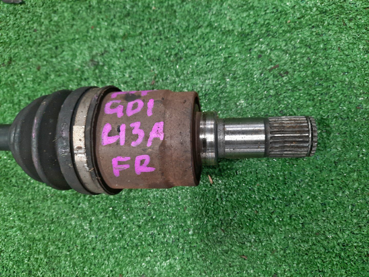 Привод правый передний HONDA FIT ARIA, FIT GD6, GD8, GD3, GD1 L13A, L15A 3 ракурс
