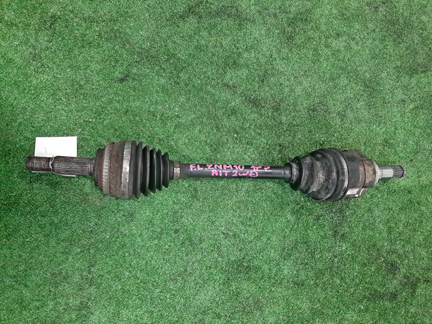 Привод левый передний TOYOTA COROLLA, COROLLA SPACIO, ISIS, WISH, COROLLA FIELDER, ALLEX, COROLLA RUNX, WILL VS ZZE122, ZZE122N, ZNM10, ZNM10W, ZNM10G, ZNE10, ZNE10G, ZZE122G, ZZE127 1ZZ-FE 1 ракурс