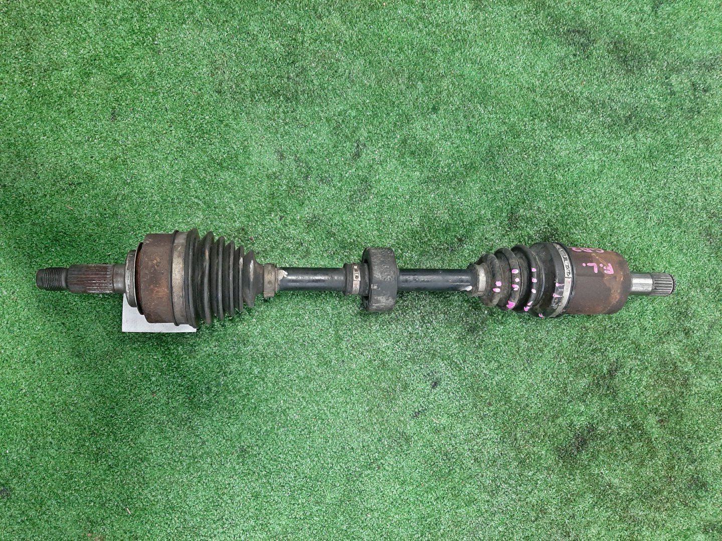 Привод левый передний HONDA FIT ARIA, FIT GD9, GD7, GD2, GD4 L15A, L13A 1 ракурс