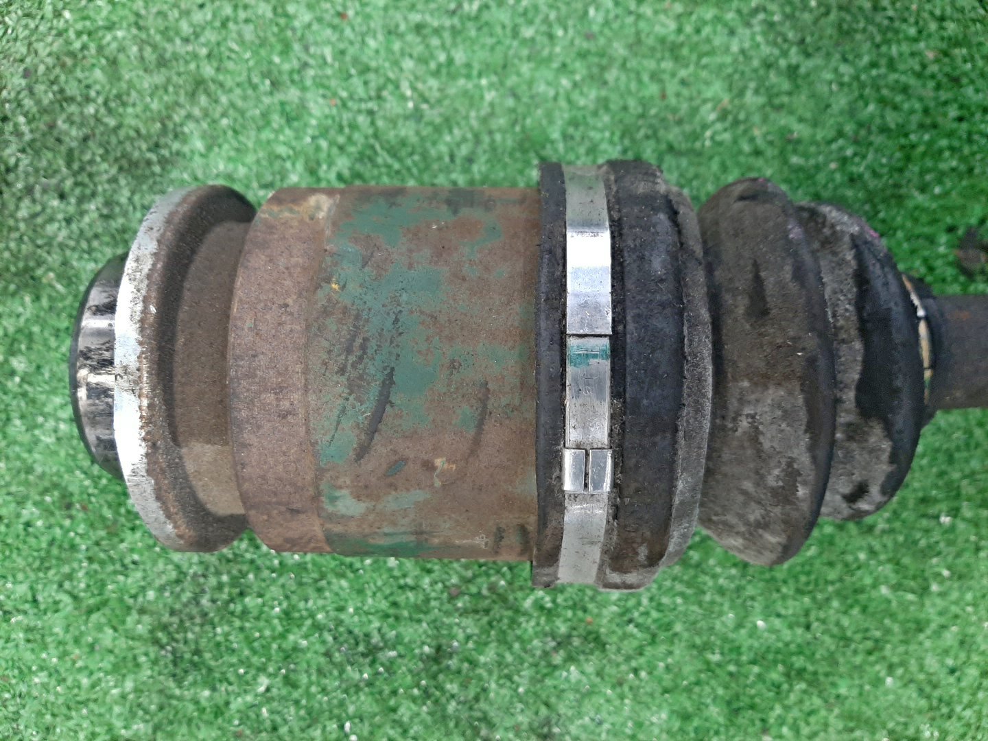 Привод левый передний MITSUBISHI PAJERO IO H76W, H66W, H67W, H77W 4G93, 4G93T, 4G94 3 ракурс