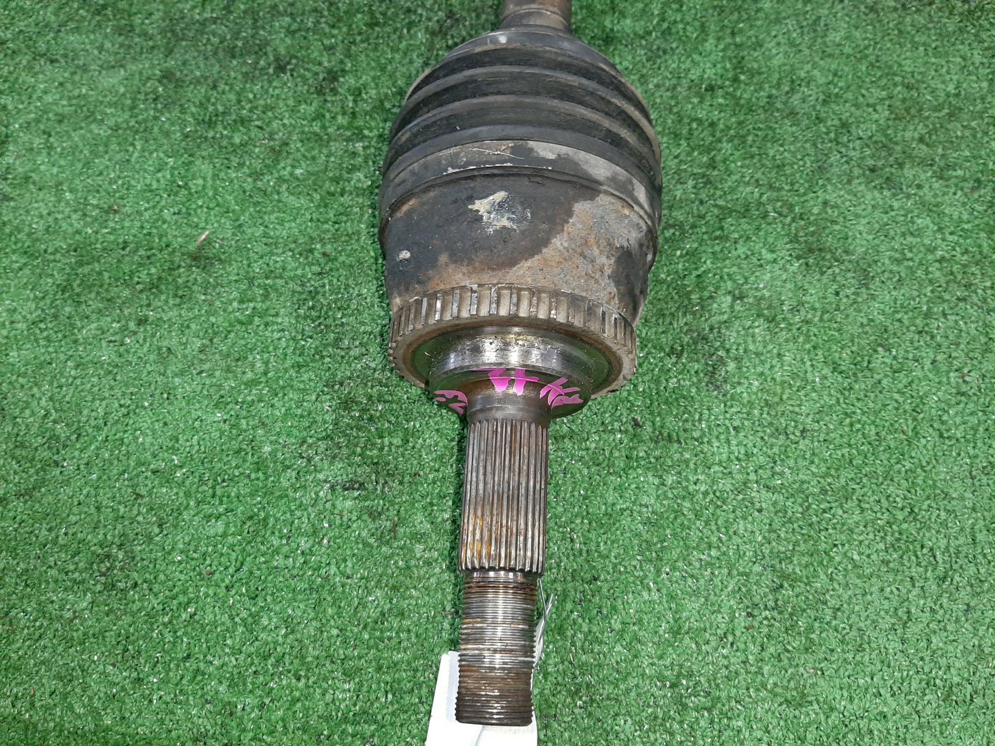 Привод левый передний NISSAN AVENIR, LIBERTY, SERENA W11, RW11, RM12, TC24 QR20DE 2 ракурс